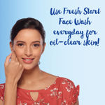 Buy Himalaya Fresh Start Oil Clear Blueberry Face Wash (200 ml) - Purplle