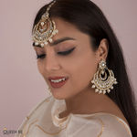 Buy Queen Be Bollywood Diva Kundan Mangtikka and Chandbali Earring Set - Purplle