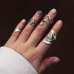 Buy Ferosh Nayyara Boho Oxidized Silver 5 Rings Set - Purplle