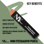 Buy NY Bae Prom Ready - Sexy and Sleek 8 (1.5 g) | Mini Eyeshadow Pencil | Green | Glitter Finish | Enriched With Coconut Oil | Highly Pigmented | Lightweight | Lasts Upto 8 Hours | Easily Blendable | Cruelty Free - Purplle