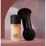 Buy M.A.C Duo Foundation Brush - Purplle