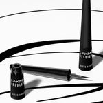 Buy Lakme Absolute Gloss Artist Eye Liner - Black (2.5 ml) - Purplle