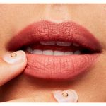 Buy M.A.C Retro Matte Lipstick - Runway Hit (3 g) - Purplle