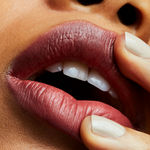 Buy M.A.C Shreya Jain Festive Kit - Get Lippy with Verve, Twig & Chilli - 44% Savings - Purplle
