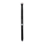 Buy SUGAR Cosmetics - Blend Trend - 412 Flat + Round Dual Eyeshadow Brush (Flat and Round Tip) - Synthetic Bristles and Wooden Handle - Purplle