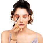 Buy SUGAR Cosmetics - Blend Trend - 412 Flat + Round Dual Eyeshadow Brush (Flat and Round Tip) - Synthetic Bristles and Wooden Handle - Purplle