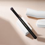 Buy Cuffs N Lashes Makeup Brushes, E009, Big Crease Brush - 1 pc - Purplle