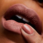 Buy M.A.C Retro Matte Liquid Lip Colour Burnt Spice (5 ml) - Purplle
