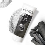 Buy Pond's Pure Detox Face Gel Scrub, For Deep Cleansing With Activated Charcoal, 100 g - Purplle