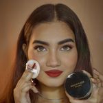 Buy Charmacy Milano Set and Fix Loose Powder - 16 gm, Controls Oil, Blur Pores and Fine Lines, Flashproof, Soft Focus, Natural Coverage, Weightless Matte, Vegan, Cruelty-Free, Non Toxin - Purplle