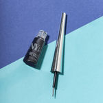 Buy NY Bae Metallic Eyeliner - Blue Bonanza 03 (4.5 ml) | Metallic Glitter Finish | Super Pigmented | Quick Drying | Smudgeproof | Water Resistant - Purplle