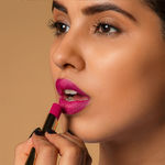 Buy Lakme Absolute Matte Ultimate Lip Color with Argan Oil, Orchid Pink, (3.4 g) - Purplle