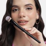 Buy Cuffs N Lashes Makeup Brushes, F016 Foundation Brush - 1 pc - Purplle