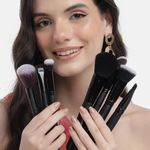 Buy CUFFS N LASHES Face Brush, Set of 7 - Purplle