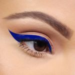 Buy Me-On Pack of 2 Glam Stroke 24H Stay Waterproof Ultra Intense Real Blue & Green Color Eyeliner Pen - Purplle