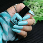 Buy Moraze Combo Pack of 4 Nail Polish (Shalala, Magic, Crystal, Aqua) 5 ML Each, and 1 Liquid Lipstick (Bold Babe) 3 ML - Purplle