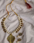 Buy SOHI Gold-Plated Antique Leaf Loops Beaded Necklace Set - Purplle