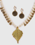 Buy SOHI Gold-Plated Antique Leaf Loops Beaded Necklace Set - Purplle