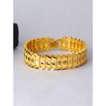 Buy Yellow Chimes Trendy And Stylish Link Heart Design 18K Gold Plated Wide Bracelet For Men And Boy's - Purplle