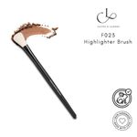 Buy Cuffs n Lashes Makeup Brushes F023 Highlighter Brush - 1 pc - Purplle