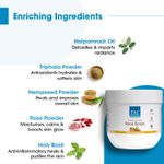 Buy TAC - The Ayurveda Co. 7% Kumkumadi Face Scrub with Saffron & 24K Gold Dust | Radiant & Youthful 100gm - Purplle