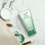 Buy Lakme 9to5 Matte Moist Clay Facewash, Refreshed Matte Looking Skin,100 g - Purplle