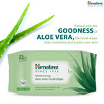 Buy Himalaya Moisturizing Aloe Vera Facial Wipes 25's - Purplle