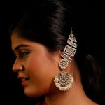 Buy Ishhaara Rajwadi Earrings With Holder - Purplle