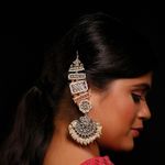 Buy Ishhaara Rajwadi Earrings With Holder - Purplle