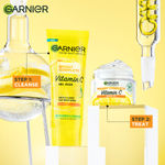 Buy Garnier Bright Complete Vitamin C Gel Facewash, 100g - Gentle Cleanser For Instant Brighter Skin - Purplle