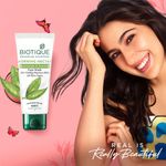 Buy Biotique Morning Nectar Moisturize & Nourish Face Wash (150 ml) - Purplle