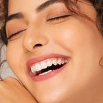Buy Mamaearth Hydra-Matte Crayon Transferproof Lipstick with Argan Oil - 02 Macaroon Pink - 2.4 g - Purplle