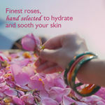 Buy Dabur Gulabari Premium Rose Water - 400 ml | With No Paraben | Cleanses, Hydrates & Moisturises Skin | Balances & Restores Skin's pH Levels | For All Skin Types - Purplle