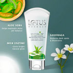 Buy Lotus Herbals Whiteglow Day And Night Pack with Face Wash | For Skin Brightening | Day Cream | Night Cream | Facewash | 220g - Purplle