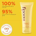 Buy Moody Vitamin C Brightening Face WashMandarin Orange & Grapefruit (100 ml) - Purplle