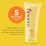 Buy Moody Vitamin C Brightening Face WashMandarin Orange & Grapefruit (100 ml) - Purplle