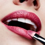 Buy M.A.C Satin Lipstick - Captive (3 g) - Purplle
