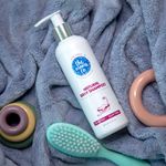 Buy The Moms Co. Natural Baby Shampoo (200 ml) - Purplle
