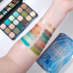 Buy Makeup Revolution Crystal Aura Forever Flawless Shadow Palette Aventurine (19.8 gm) - Purplle
