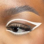 Buy Makeup Revolution Felt & Kohl Eyeliner White (0.33 gm) - Purplle