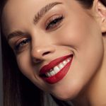 Buy Makeup Revolution Satin Kiss Lipstick Ruby Red (3.5 gm) - Purplle