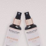 Buy Makeup Revolution Ceramide Fix Fixing Spray (100 ml) - Purplle