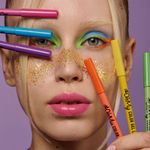 Buy Lamel Long lasting Oh My color Gel eye liner 403-Green 1.4 gm - Purplle