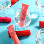 Buy Mattlook Lip Makeup Girls Essential Colour Lip Balm Moisturizing Lip, Strawberry Kiss (3.5 gm) - Purplle
