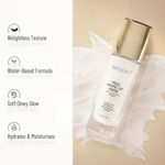 Buy Swiss Beauty Dewy Finish Makeup Kit 1 (Real Makeup Base Highlighting Primer (32ml) + Makeup Fixer (70ml)) - Purplle