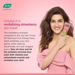 Buy Joy Skin Fruits Oil Removal Strawberry Face Wash (Combo Pack 2X100 ml) - Purplle