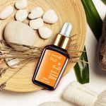 Buy Lakme Vit C Brilliance Serum | Brightens Skin & Enhances Glow | 30 ml - Purplle