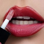 Buy RENEE See Me Shine Lip Gloss It'S Bloody Red, 2.5 ml - Purplle