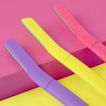 Buy Meskin Premium Unisex Facial Razor with Nick-Free Netted Blade Pack of 3 (Assorted Colors) - Purplle