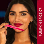 Buy NY Bae Transfer-proof Matte Crayon Lipstick – Pumpkin Spice 07 - 2 gm Creamy & Moisturizing | Vitamin E| Feather Light Texture | 12 shades for all Indian skin tones | Smudge Proof | Retractable, Easy to Use | Smooth Application | 8 hrs+ Stay - Purplle